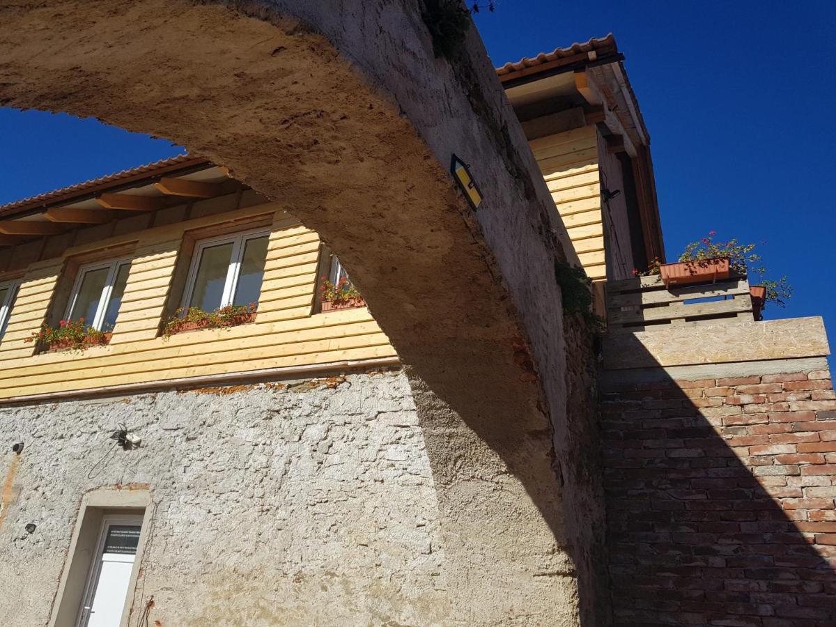 Penzion Tvrz Dub U Tabora Ratiborske Hory Luaran gambar